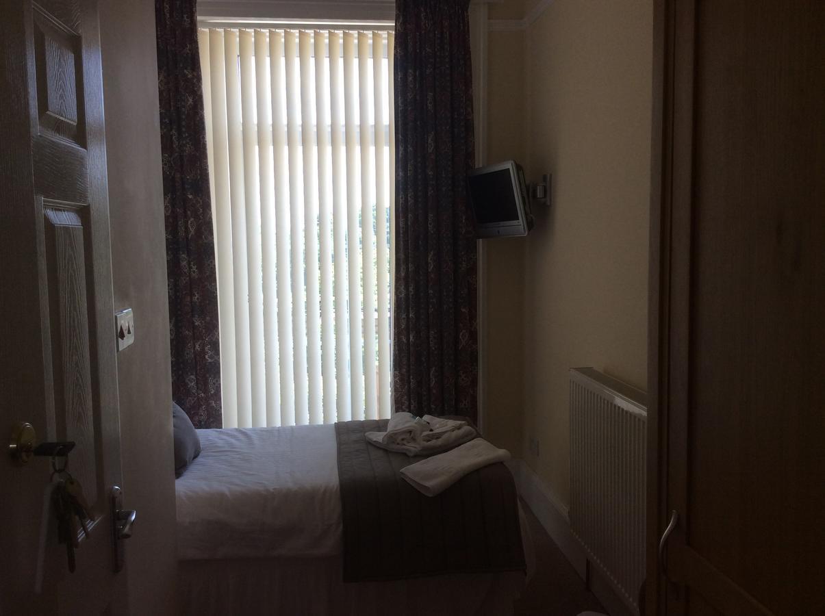 Coombe Court Hotel Torquay Εξωτερικό φωτογραφία